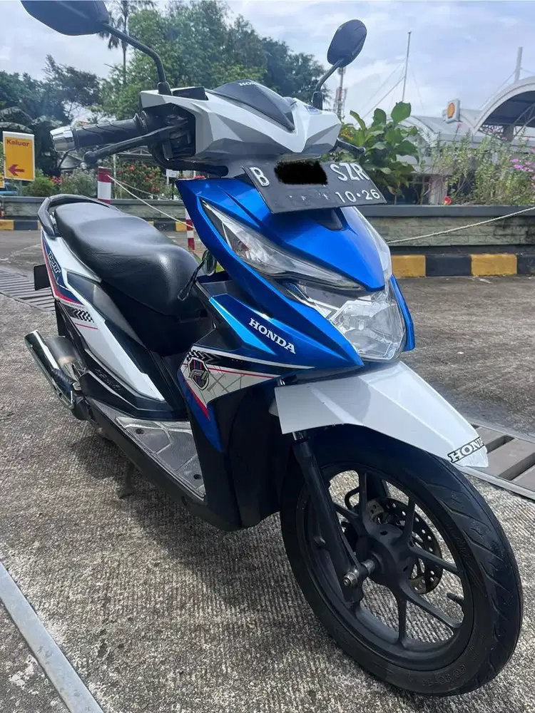 Honda beat eco biru putih