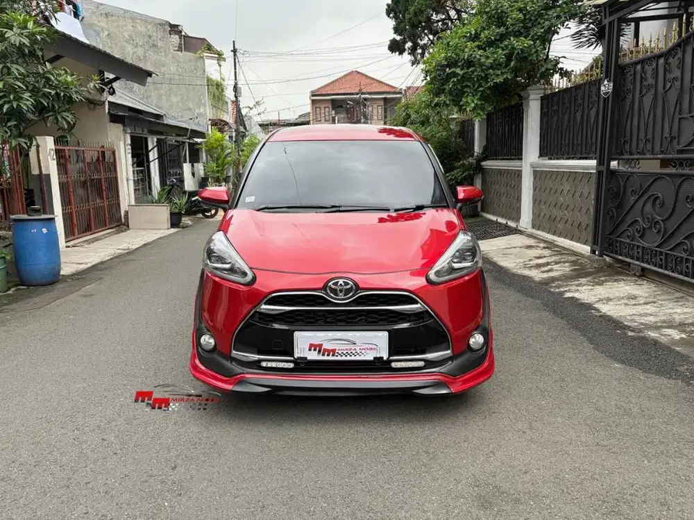 Toyota Sienta Q 1.5 CVT 2018 Merah