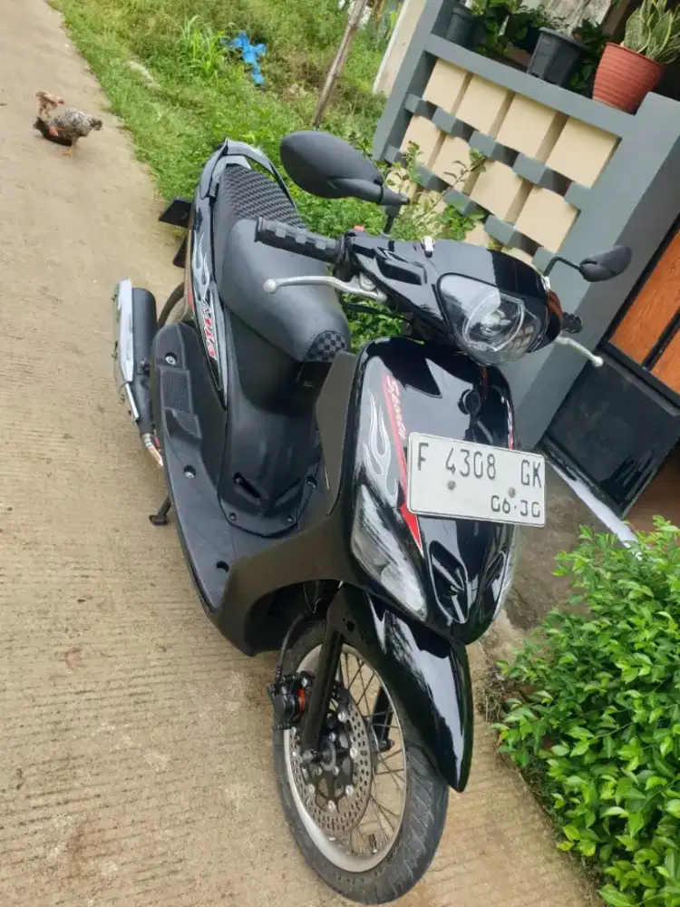 Mio sporty 2004