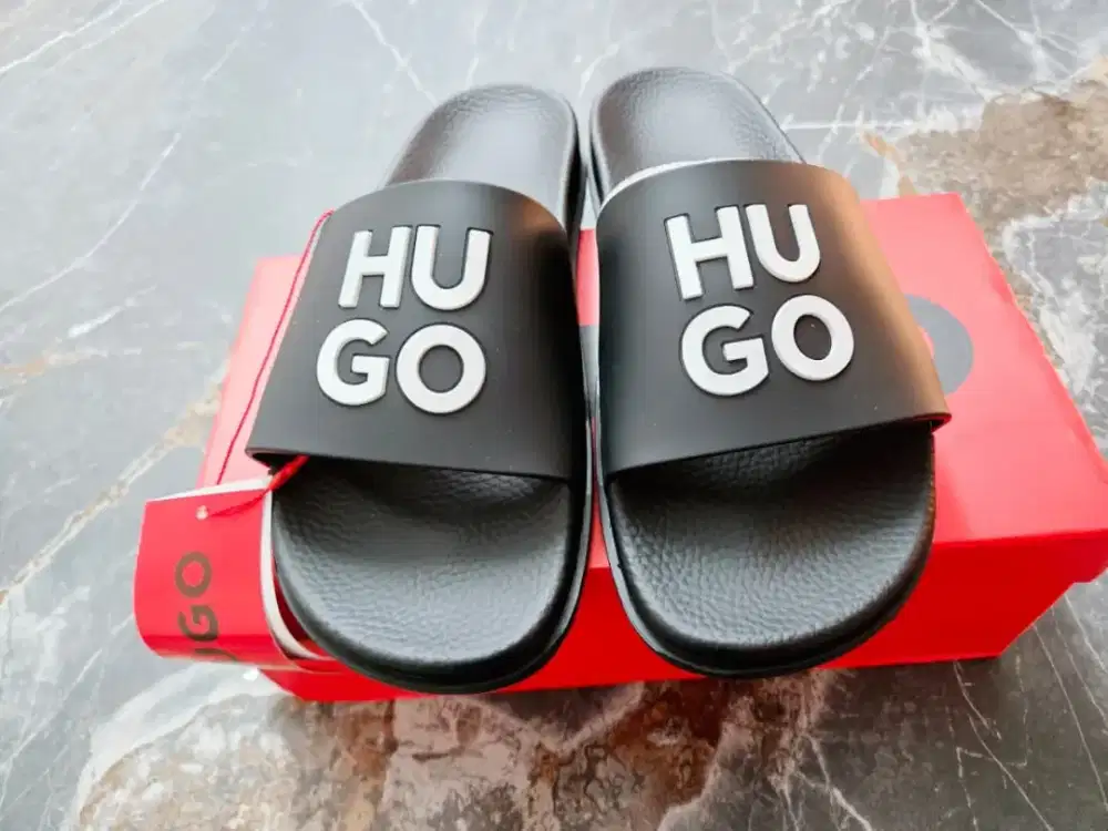 Sendal Slip on Hugo