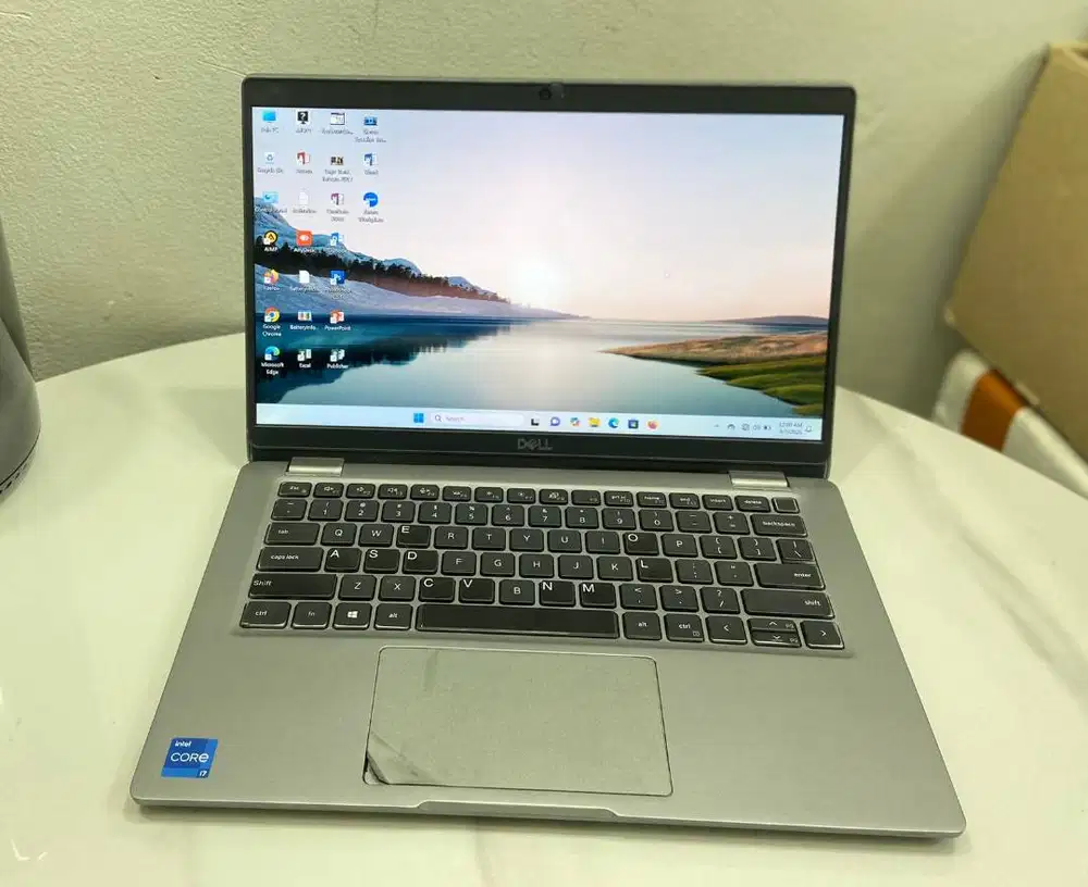 DIJUAL LAPTOP MULUS DELL  LATITUDE 5320  INTEL CORE i7 GEN 11 DL-EC