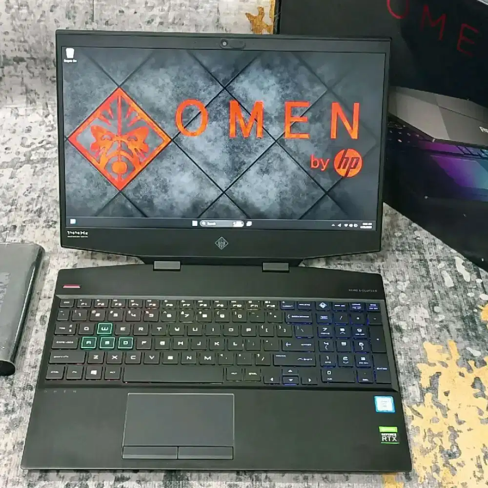 HP Omen 15 Core i7-9750H 16GB 256GB 1TB GTX 1660 Ti 6GB 144Hz RGB