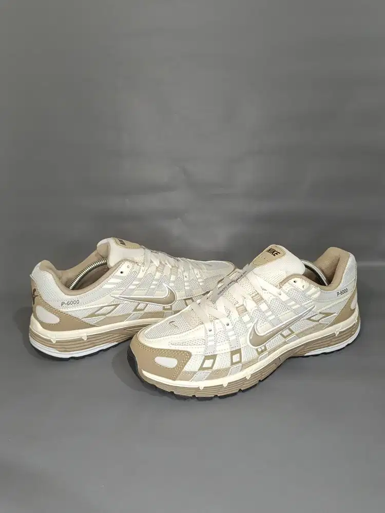 Sepatu nike p-6000