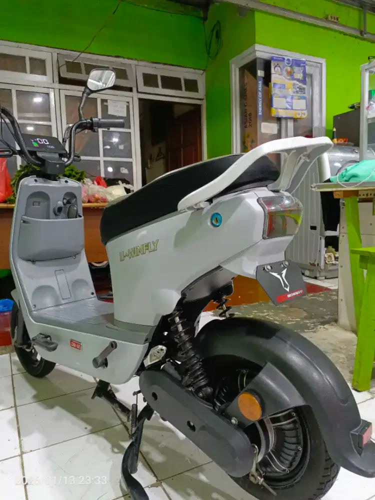 sepeda listrik winflay D812