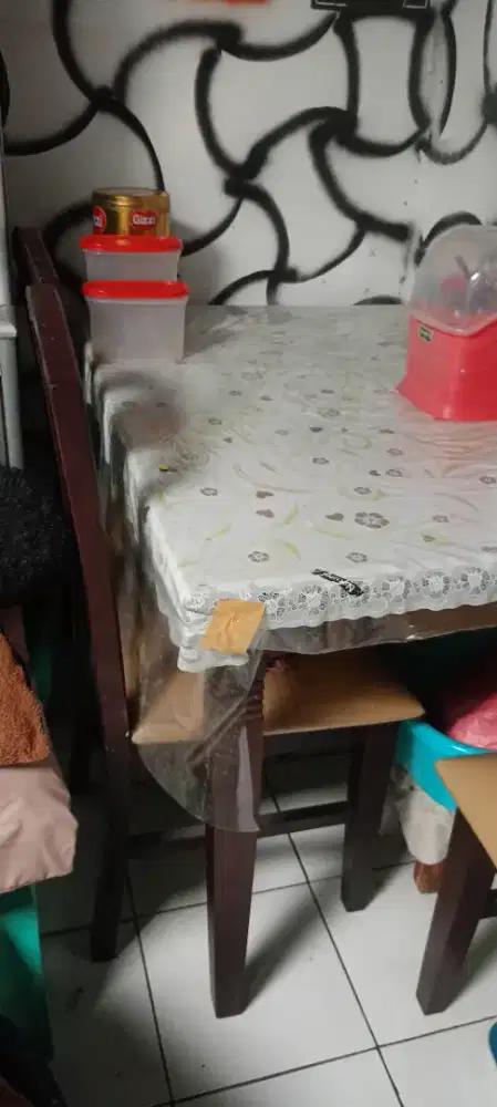1 SET MEJA MAKAN BEKAS