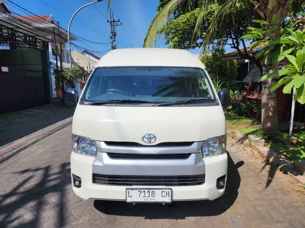 Toyota Hiace 3.0 Commuter 2024 Diesel