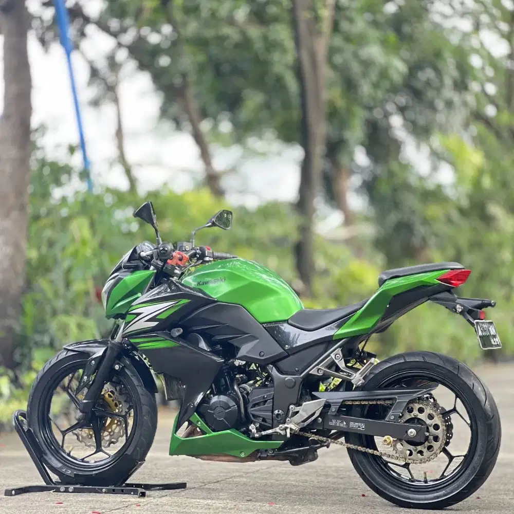KAWASAKI Z250 FI 2014 HIJAU PAJAK PANJANG SIAP PAKAI