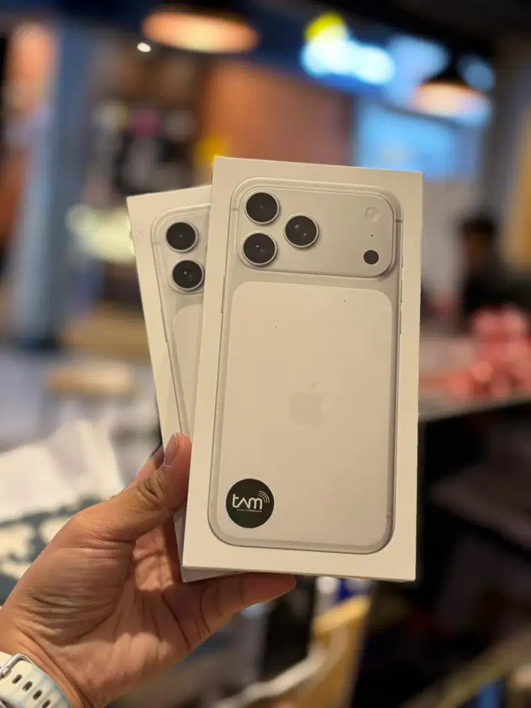 Iphone 17 promax 256gb silver