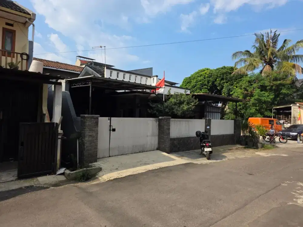 Rumah LELANG SHM 1 lantai nyaman siap huni di Jl.Komplek Meteor Barat