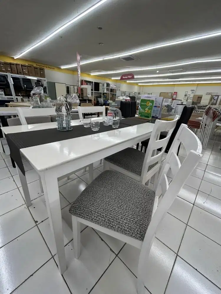 Meja makan set informa/selma