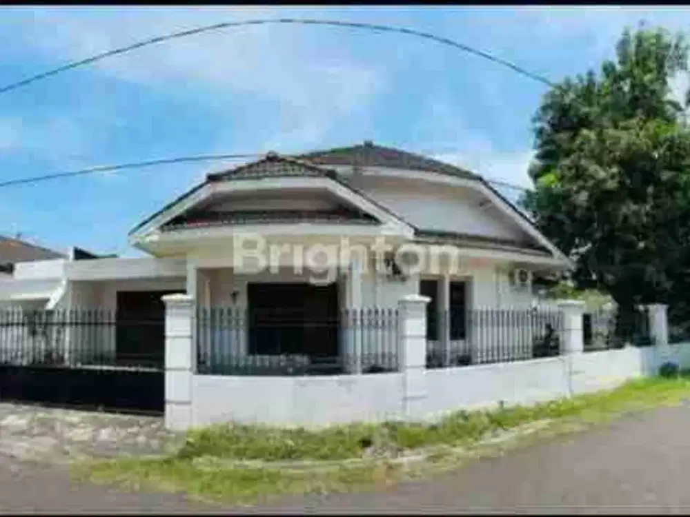 RUMAH LUAS, HOOK, PUSAT KOTA KEDIRI