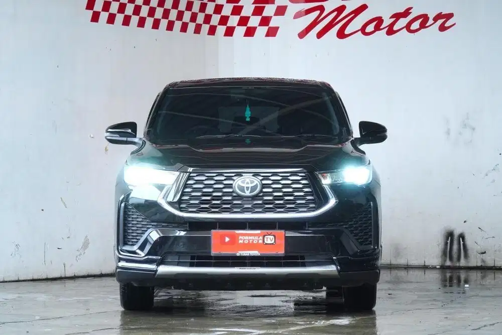 Toyota Innova Zenix V Hybrid Modelista AT 2025 Hitam