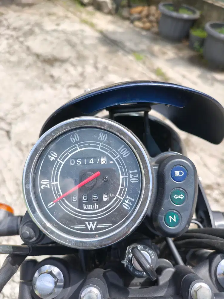 •forsale W175 Cafe 2023 Surat Bergaransi