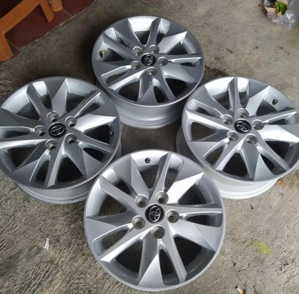 Velg inova reborn R16 OEM