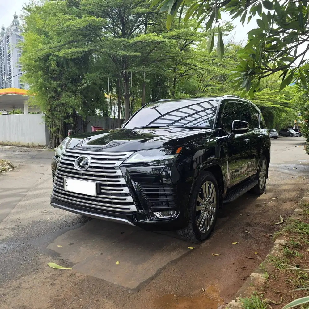 Lexus LX600 Luxury VIP 2+2 Seater ATPM 2023
