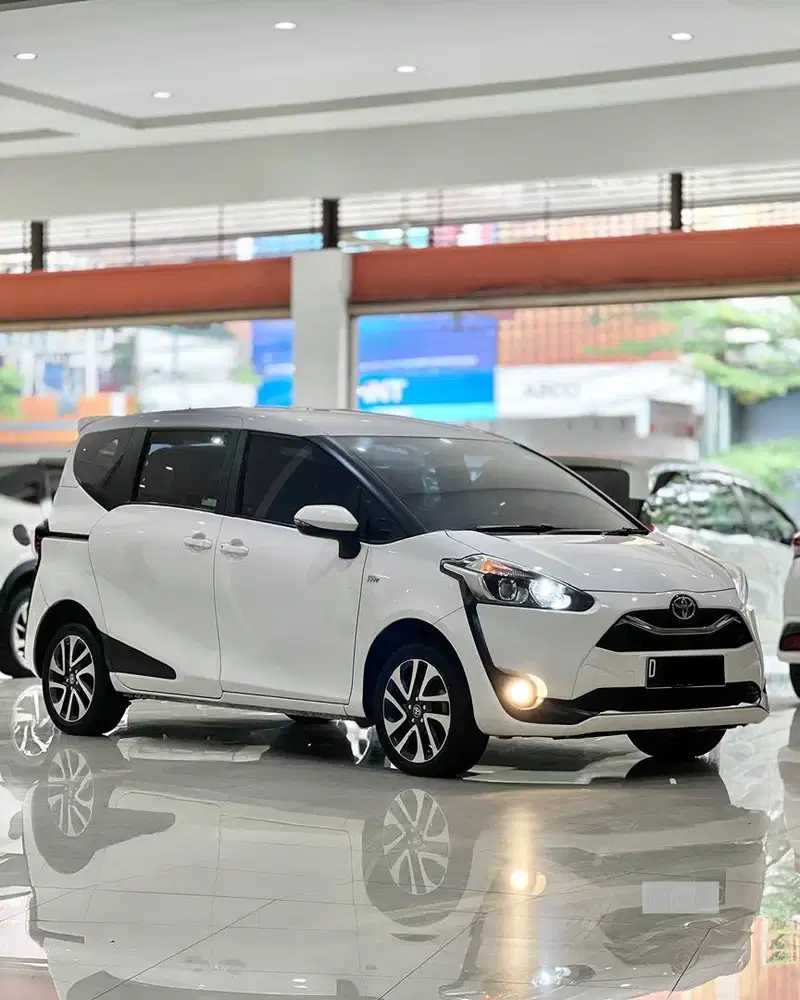 Sienta V A/T CVT Facelift 2019 Istimewa