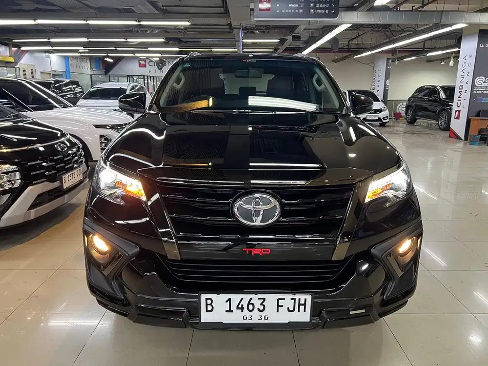 TOYOTA FORTUNER VRZ TRD 4x2 AT 2020. KM 15 rb ANTIK