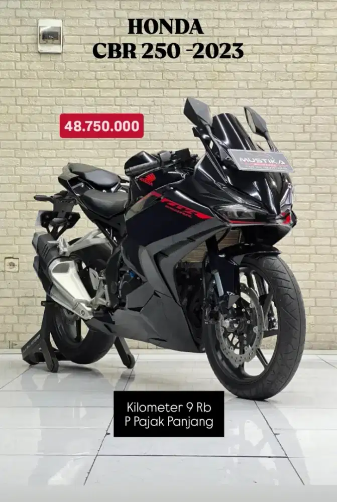 Tipe Terlaris! Honda CBR250RR Non ABS Black Freedom 2023