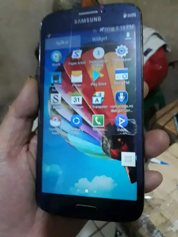 Samsung Galaxy Mega warna hitam