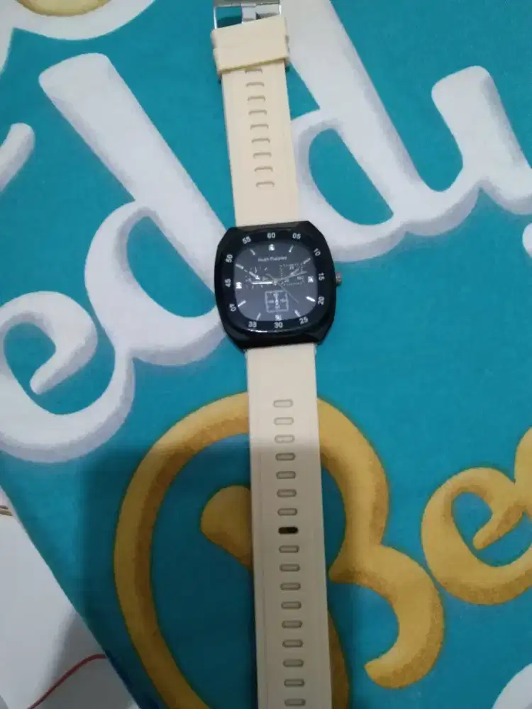 Jam tangan hush puppies