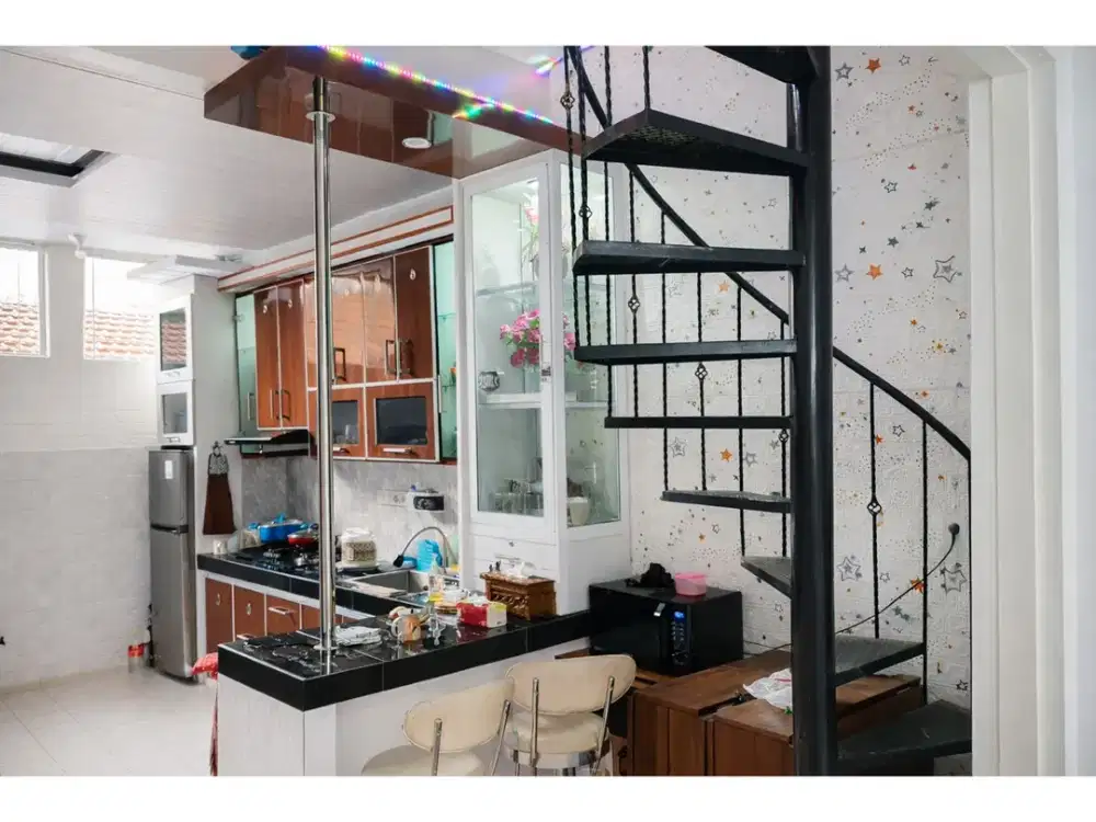 Dijual Rumah Bagus Murah Siap Huni Bagus Strategis Sentul City SSR531 A2