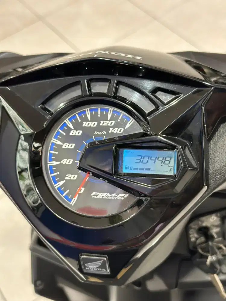 low KM  - Honda Beat Deluxe th 2023