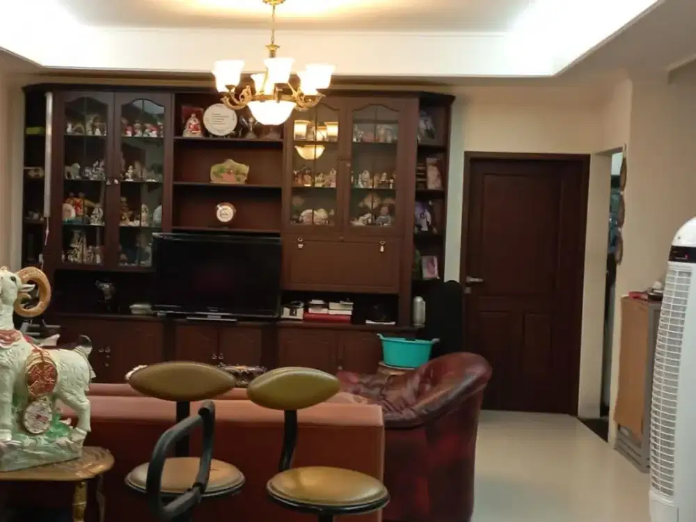 Rumah siap pakai di Jalan Puspowarno