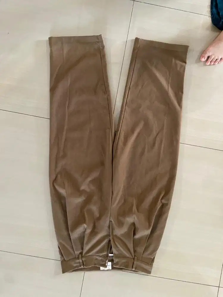 DI CARI TUKANG JAHIT RAPIHAN