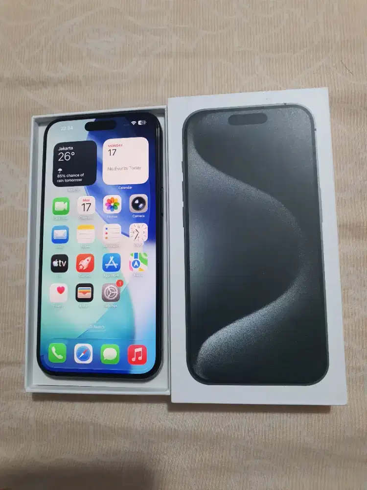 Iphone 15 pro max 512gb bh 82% mulus lkp siap pakai