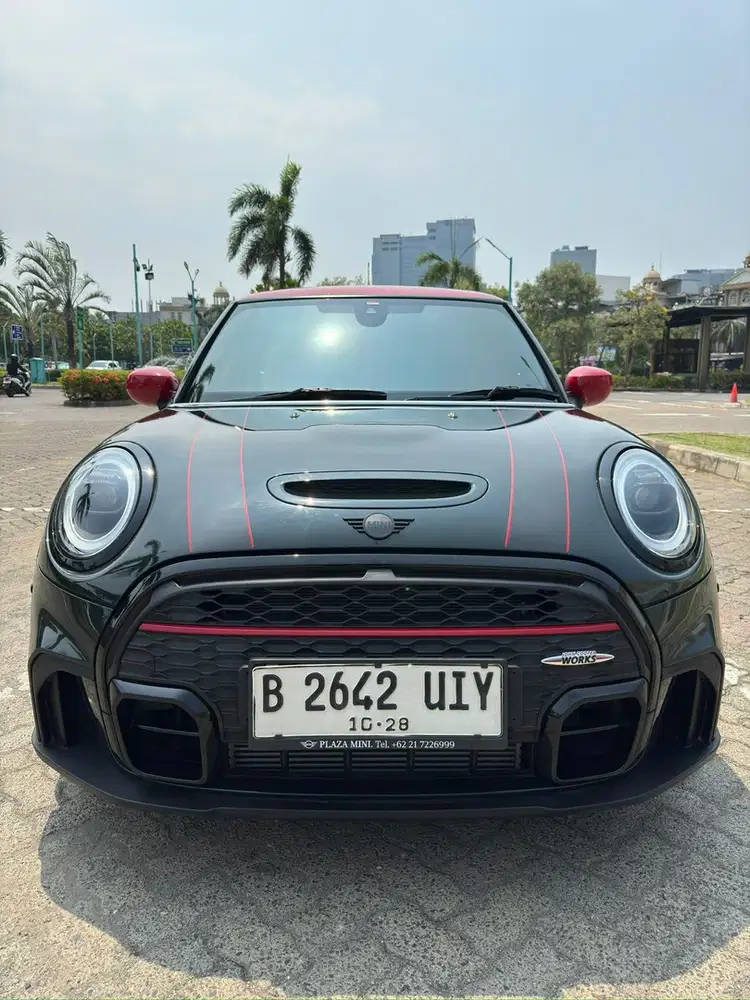 Mini Cooper JCW 2023 Rebel Green