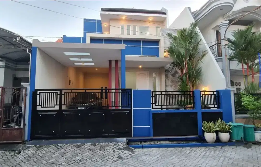 Rumah nyaman, sangat terawat & seperti  bari