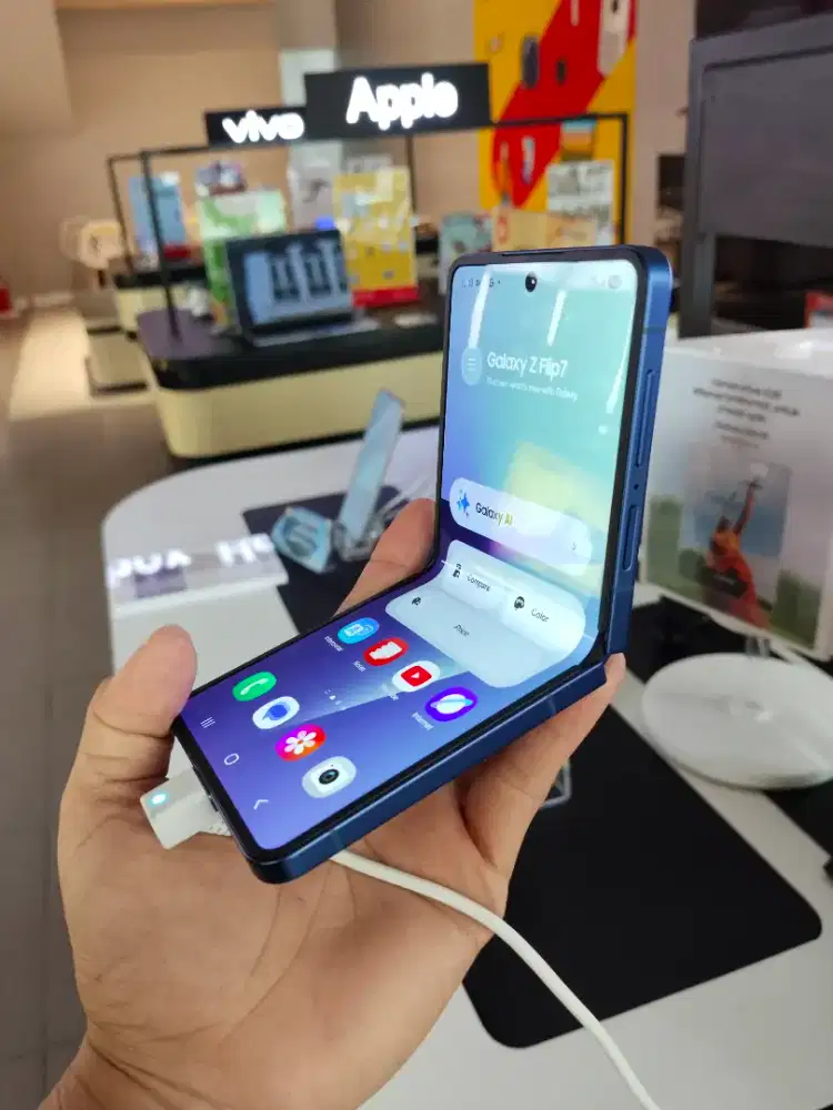 Samsung Galaxy Zflip 7 256GB