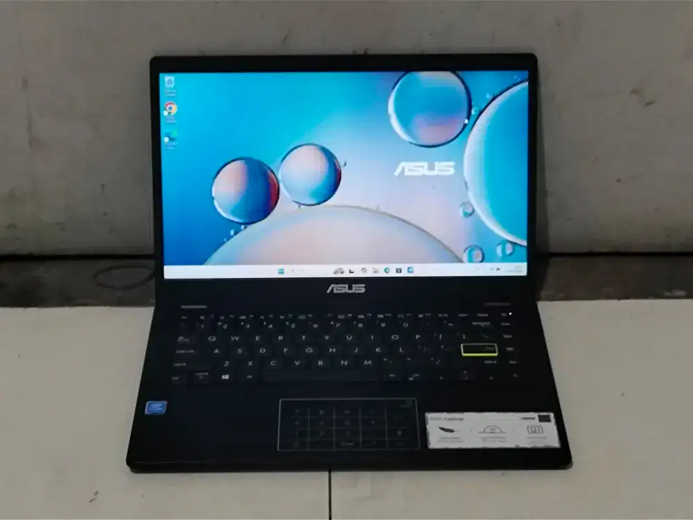 Asus vivobook e410ma Intel celeron n4020 ram 4/128 gb