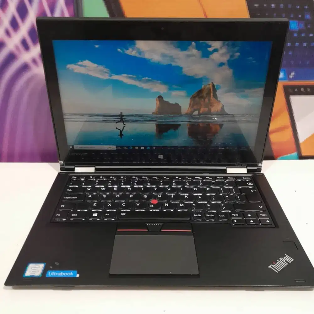 Laptop Lenovo Thinkpad 260 Yoga i7 Gen 6 RAM 8GB SSD 256GB 2in1