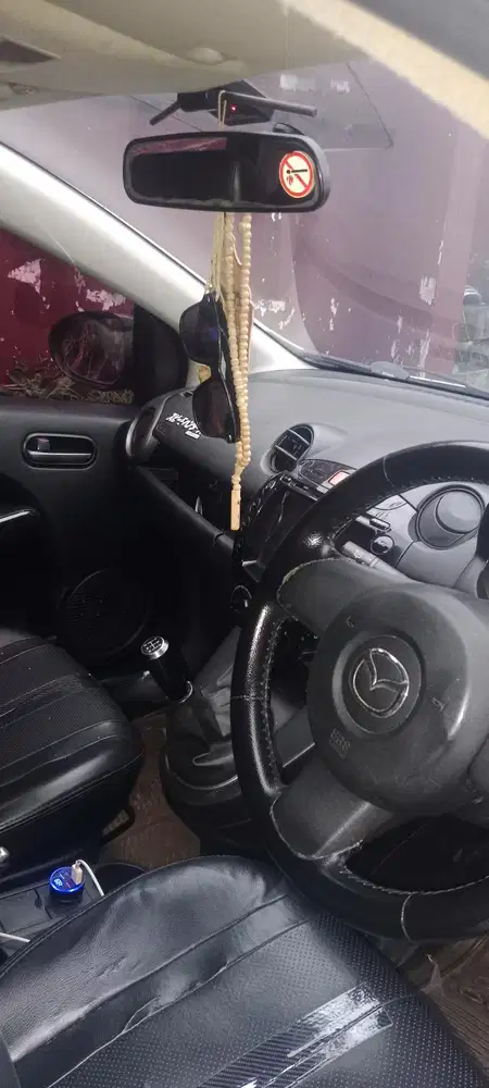 Mazda 2 2012 Bensin