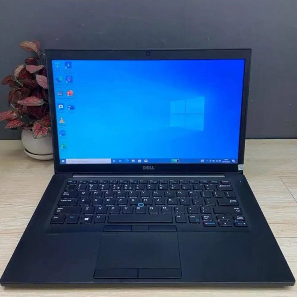 DIJUAL LAPTOP DELL LATITUDE 7480 INTEL CORE  i7 GEN8 BERGARANSI DL-ETM