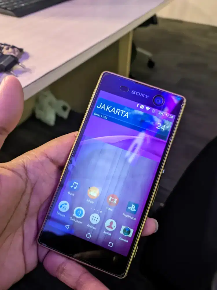 Sony xperia m5 2.5/32gb 4G LTE minus