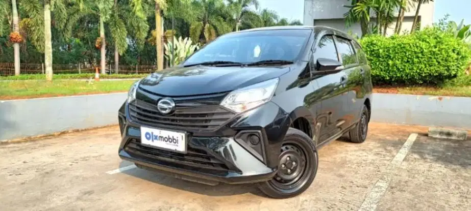 Daihatsu Sigra 1.0 M Bensin-MT 2024 Hitam