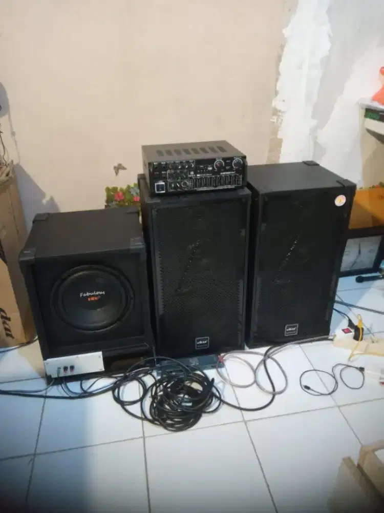 Ampli kerdy dan sepiker & subwoofer