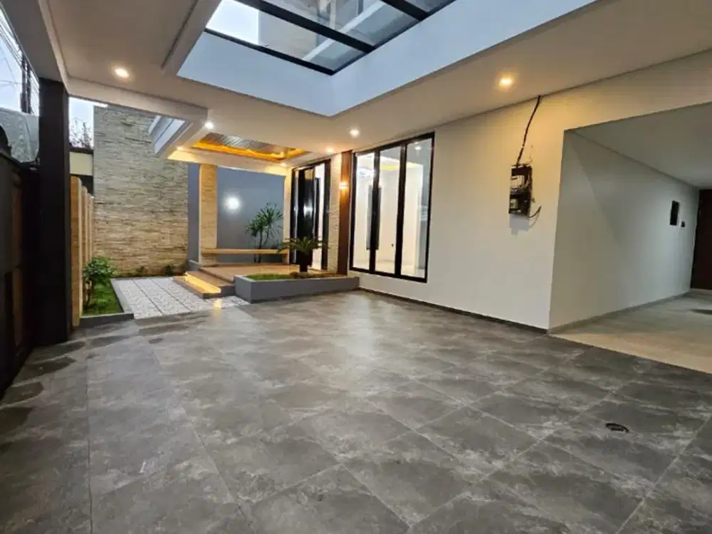 Rumah Mewah Brand NEW Modern Design Di Radio Dalam, Kby Baru