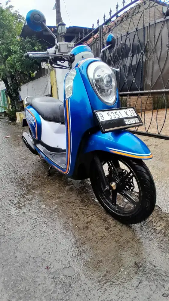 Bismillah jual honda scoopy esp thn 2016