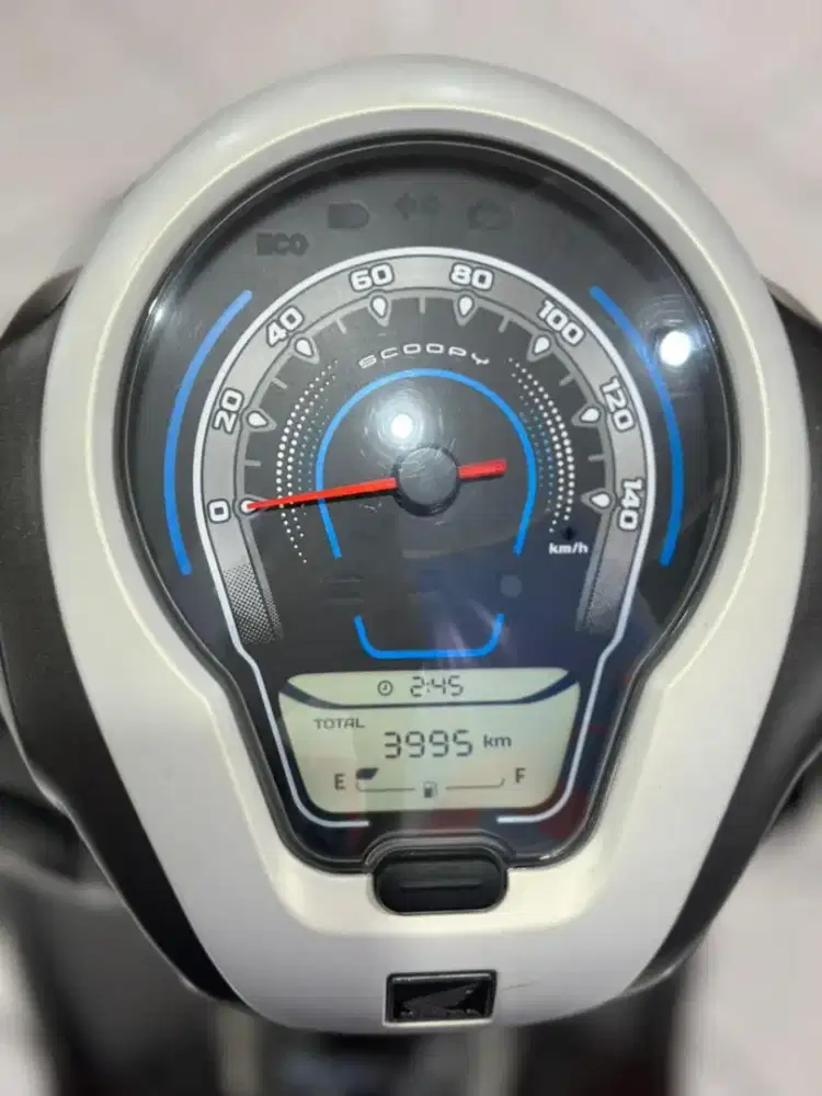 low km ! HONDA SCOOPY PRESTIGE TH 2023