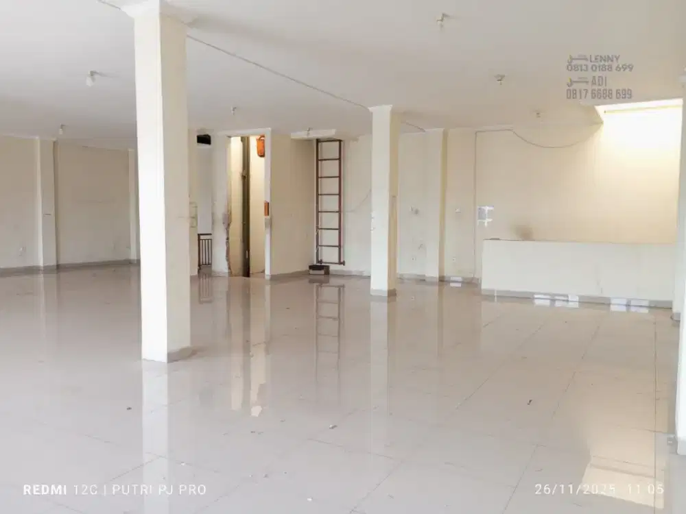 Disewakan Ruko 3 Gandeng Mutiara Taman Palem