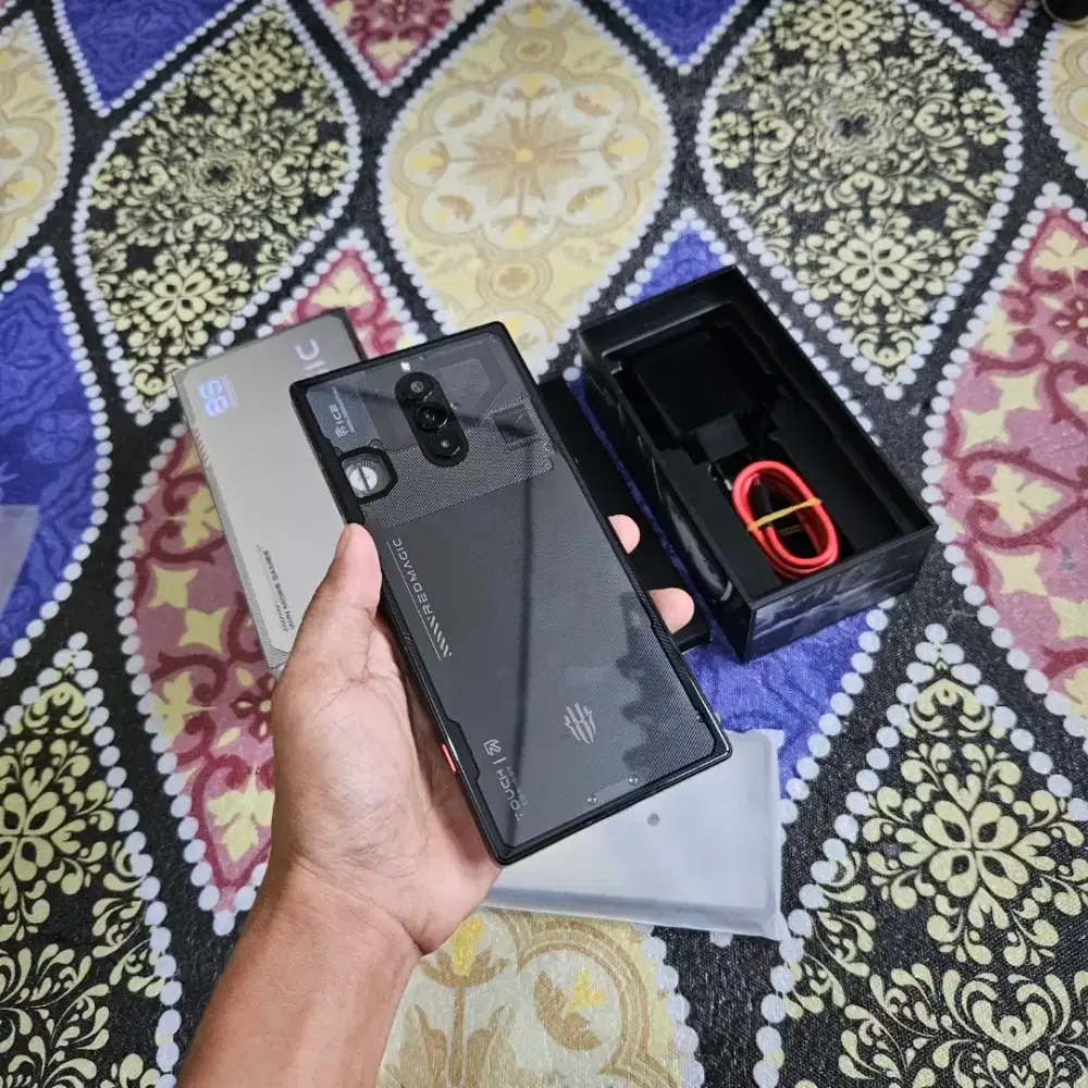 Nubia Redmagic 8s Pro Ram 16/512 second baru sebulan