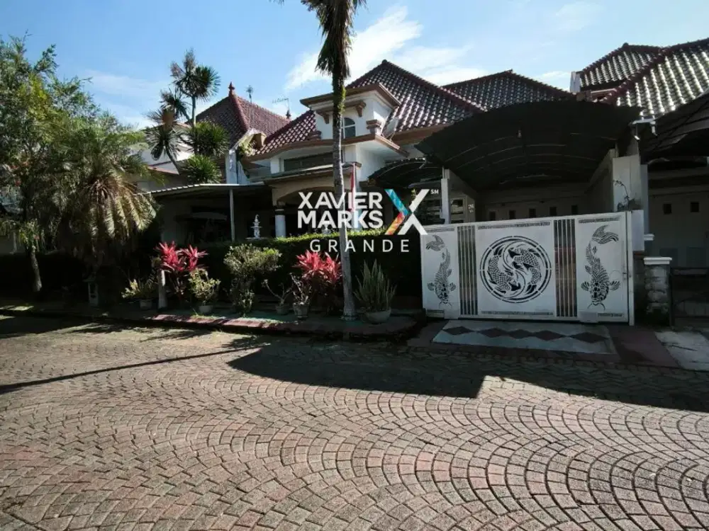 Dijual Rumah Klasik Strategis di Tengah Kota Malang