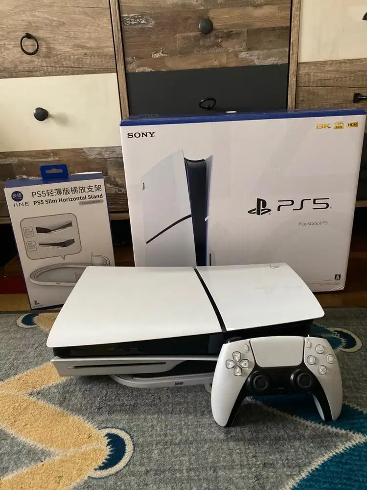 PS5 SLIM DISC VERSION 1TB Mulus