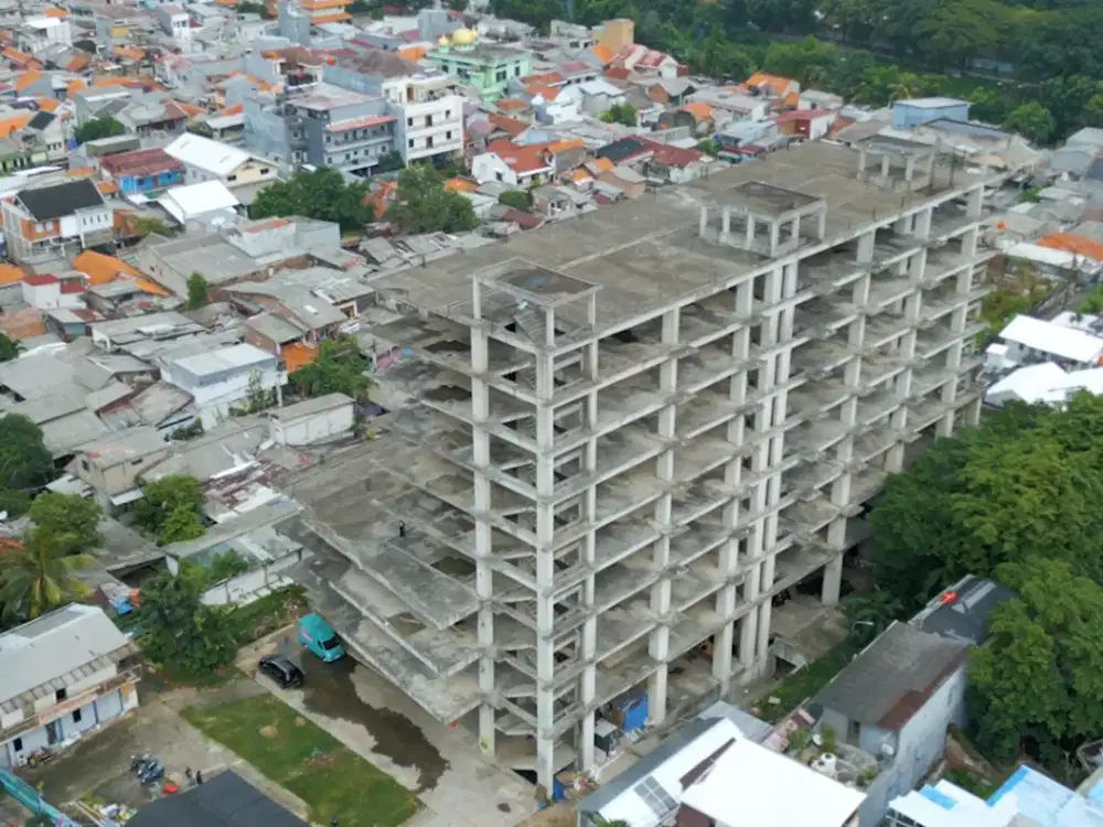 Dijual Gedung Komersil Setengah Jadi Luas 12.992 m2 9LT SHGB Strategis di Jatinegara