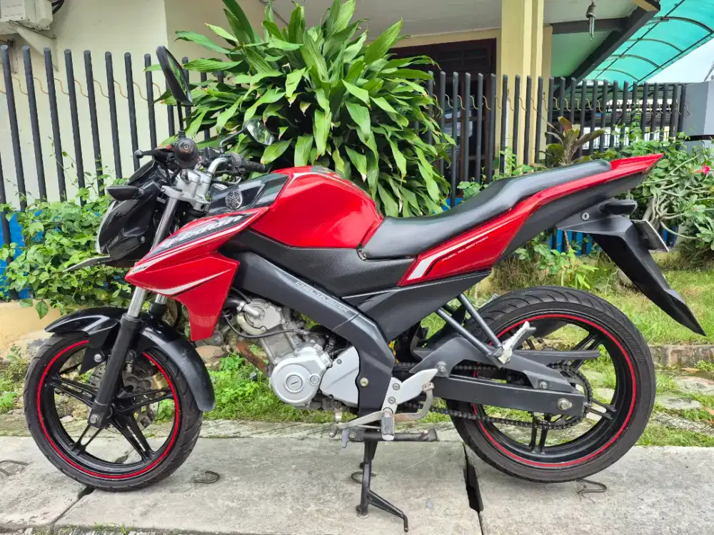 Yamaha Vixion ‼️ , Th 2013 , Merah