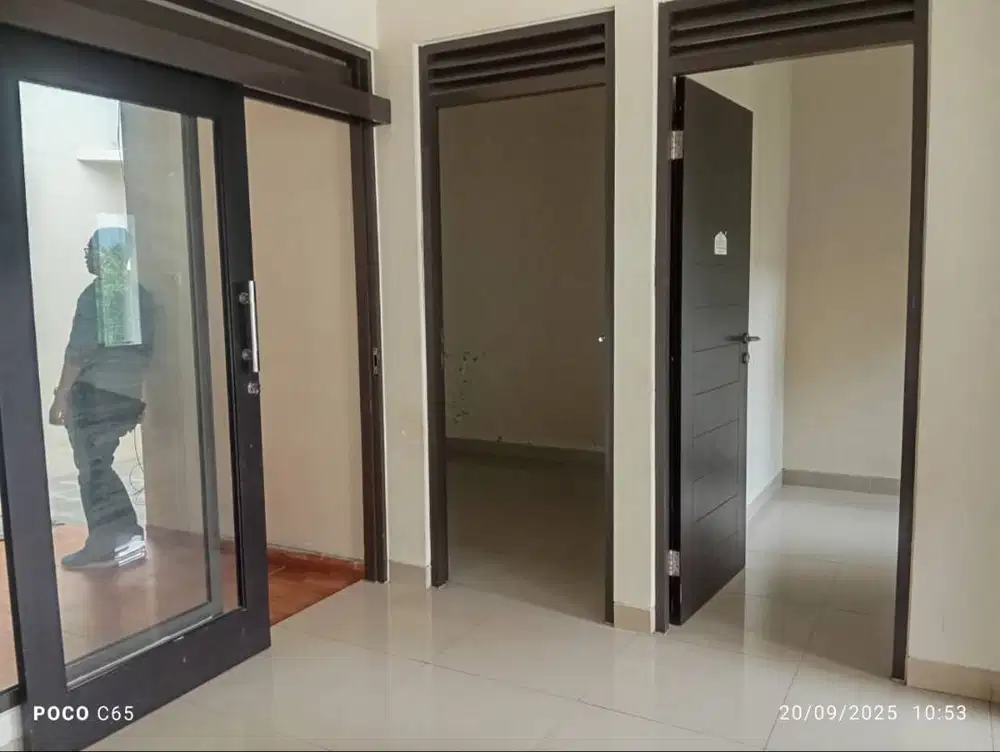 Disewakan Rumah Standar Cluster Di Grand Sharon Soekarno Hatta