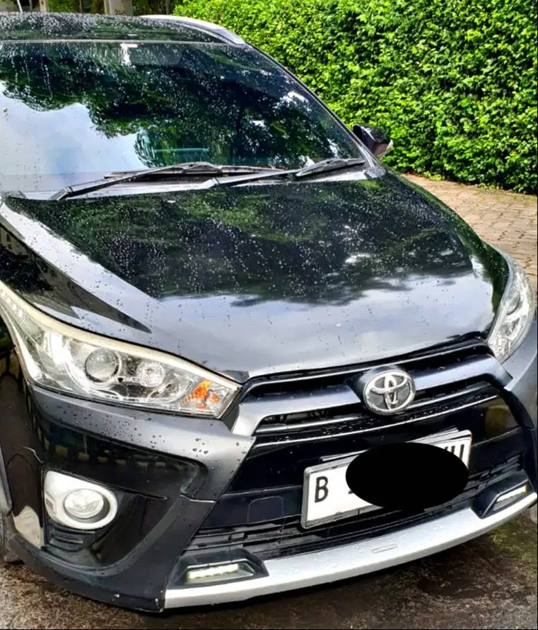 Yaris 1.5 CVT TRD Heykers Hitam Pajak Panjang Tangan Pertama